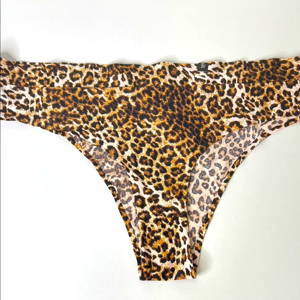 CITY CHIC Boudoir Slinky‎ Leopard Cheetah Print Cheeky Almost Thong Panty Sz 20